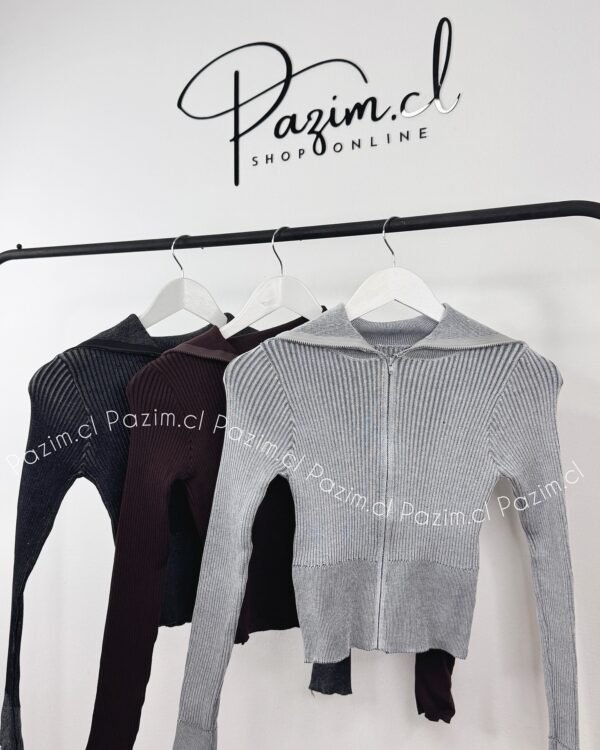Sweater cuello cierre - Imagen 2