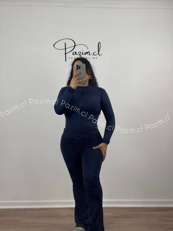Conjunto deportivo - Imagen 2