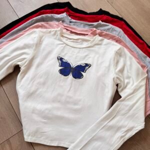 Crop mariposa manga larga