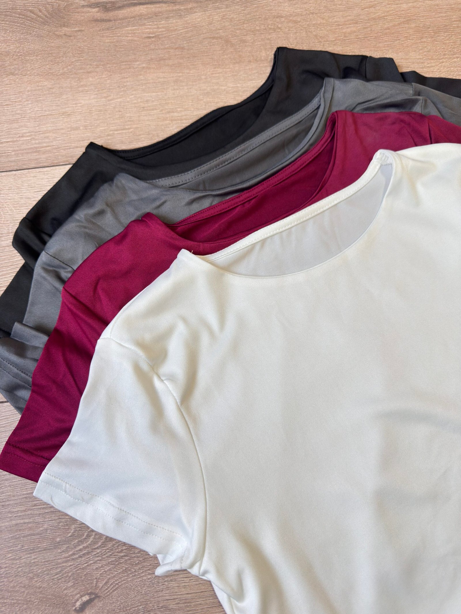 Polera básica Lycra - Imagen 3