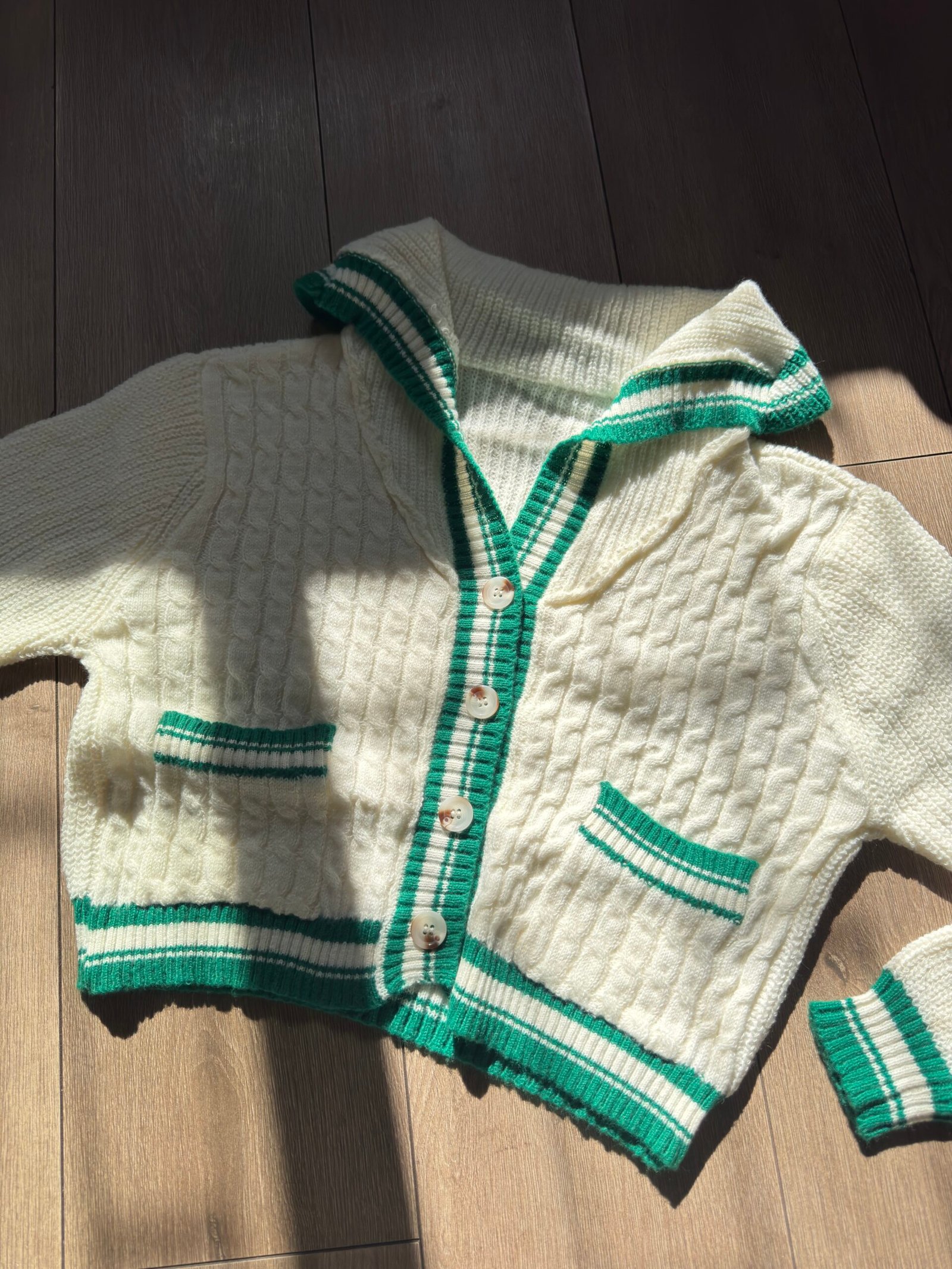 Sweater botón trenzado - Imagen 2