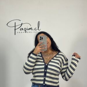 Sweater botón rayas