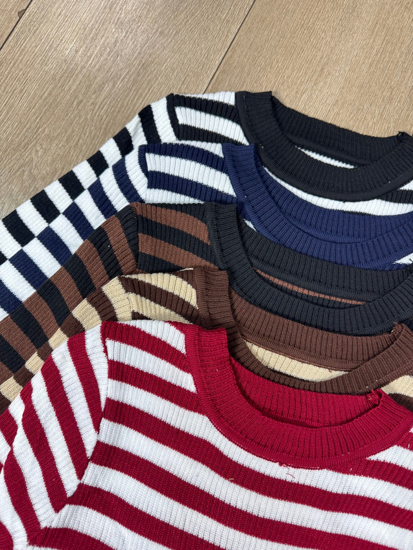 Sweater rayado redondo - Imagen 2
