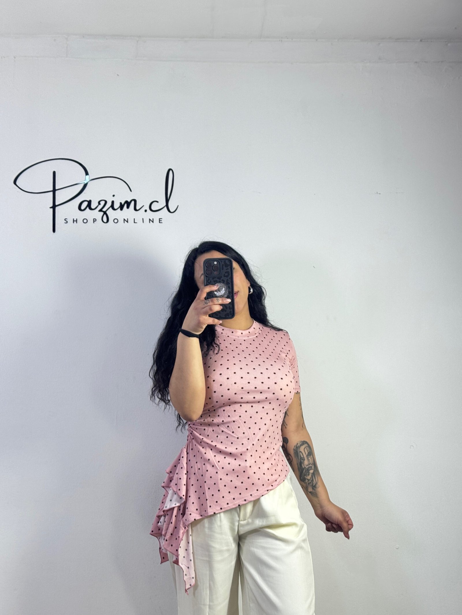 Polera lunares vuelitos
